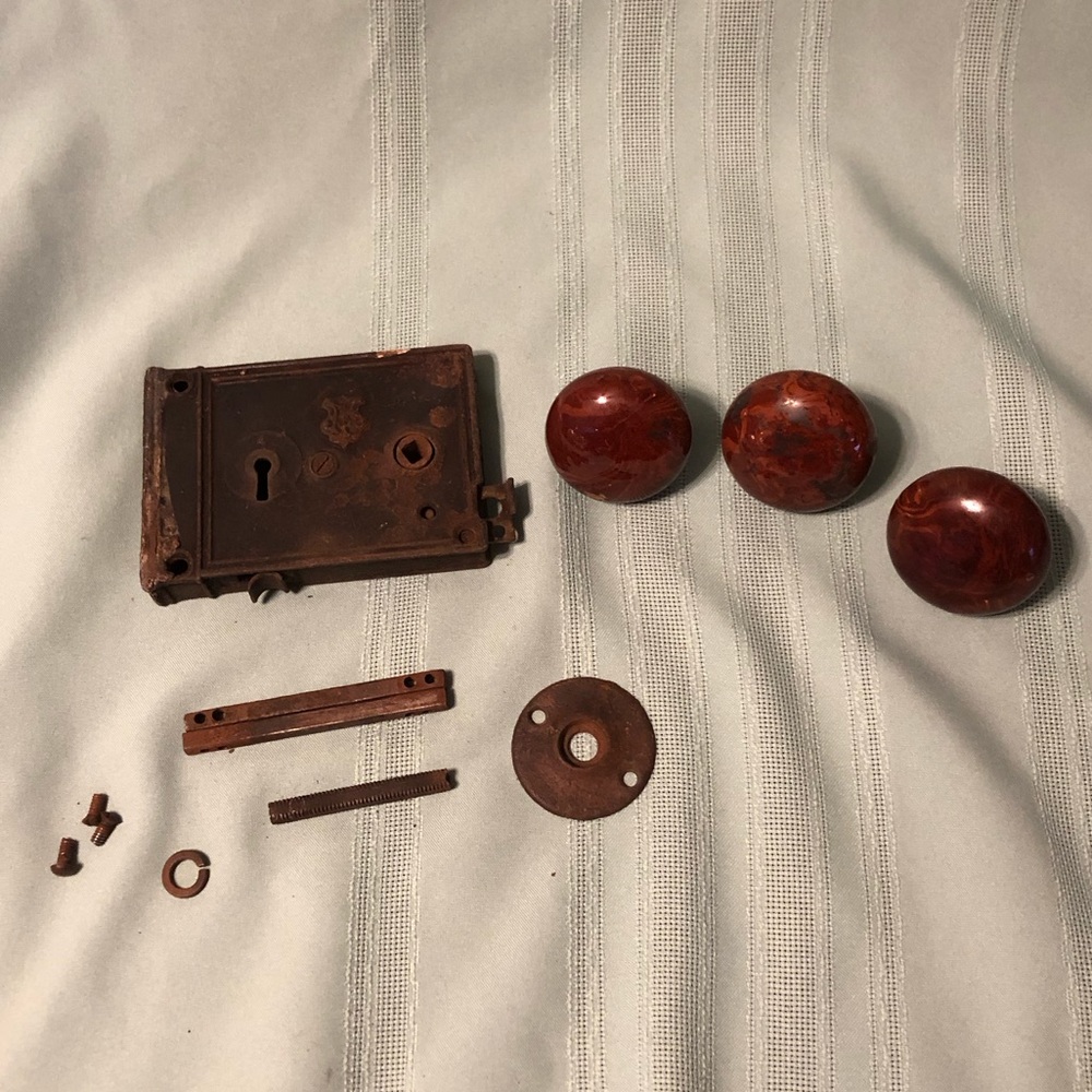 Antique 1920’s Porcelain Door Knobs & Pieces